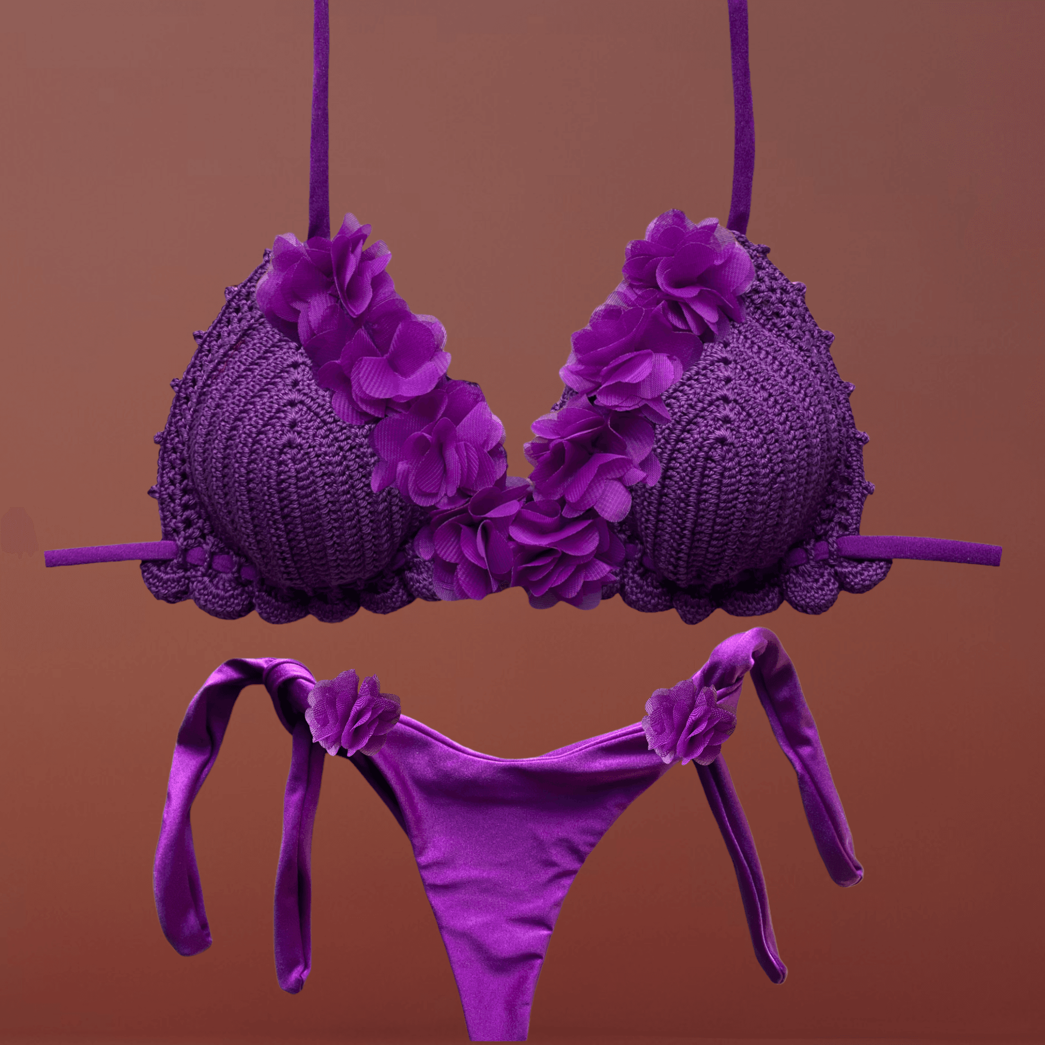 Aisha Garisinne viola con fiori
