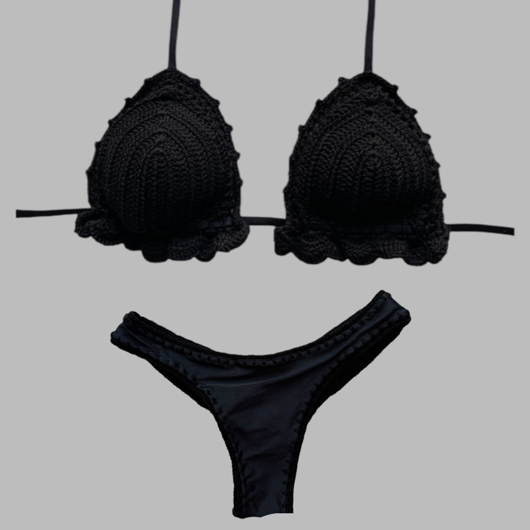 Garisinne nero con dettagli uncinetto