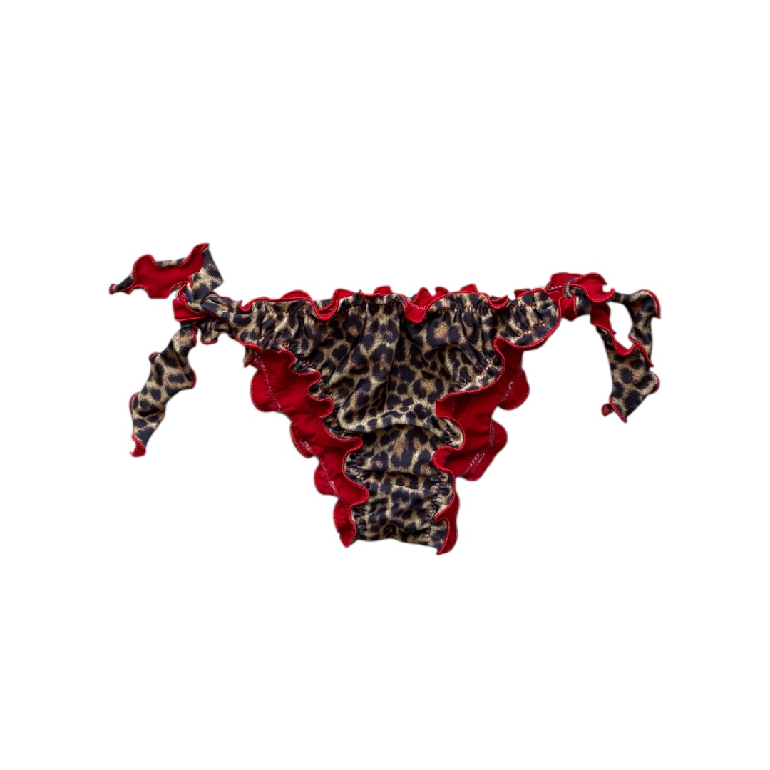 Hulu slip lacci e culotte leopardata e fru rosso